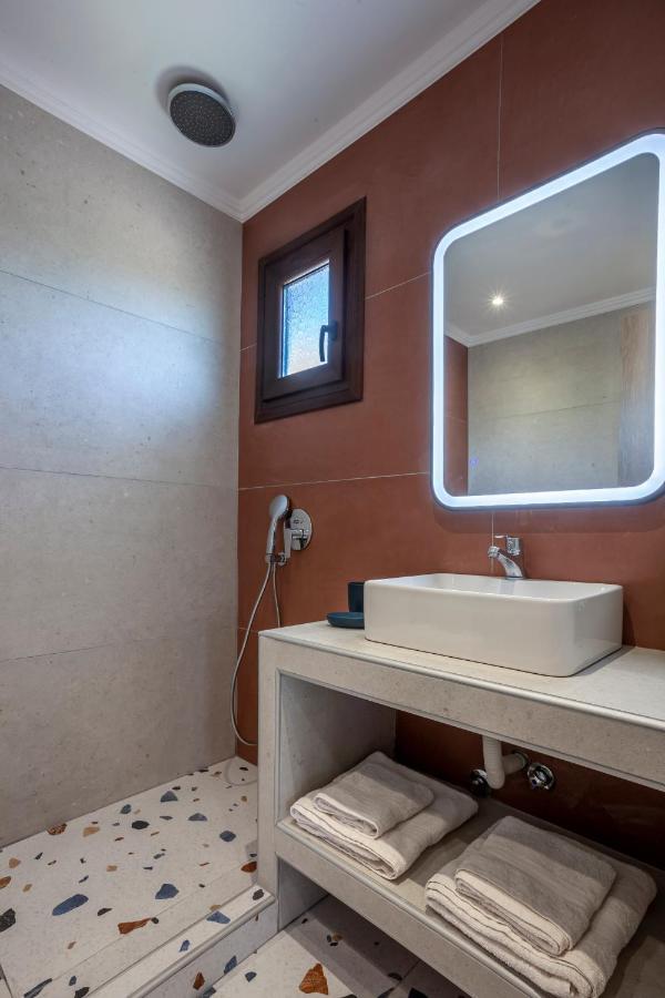 Lucid Dream Apt. |Bozinis Psakoudia Bagian luar foto