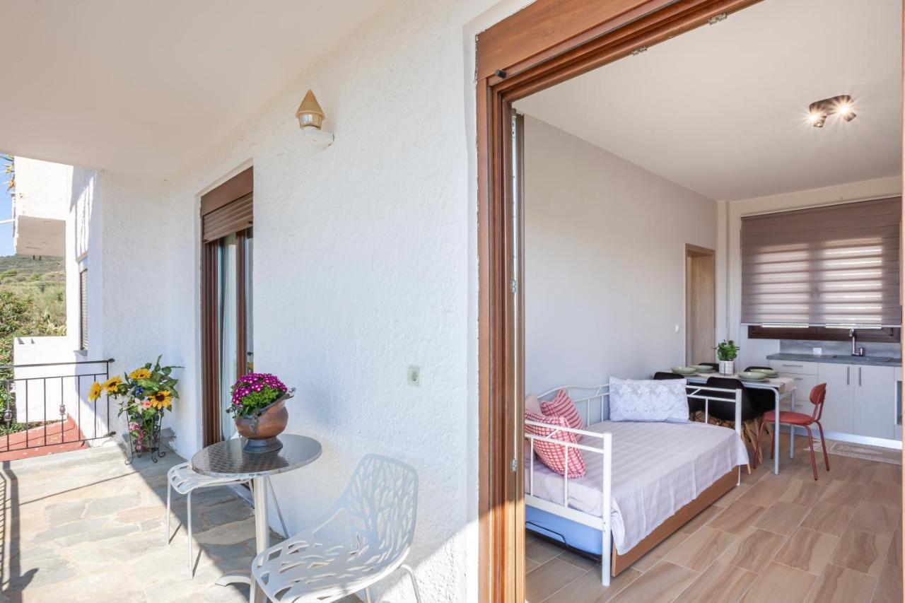 Lucid Dream Apt. |Bozinis Psakoudia Bagian luar foto