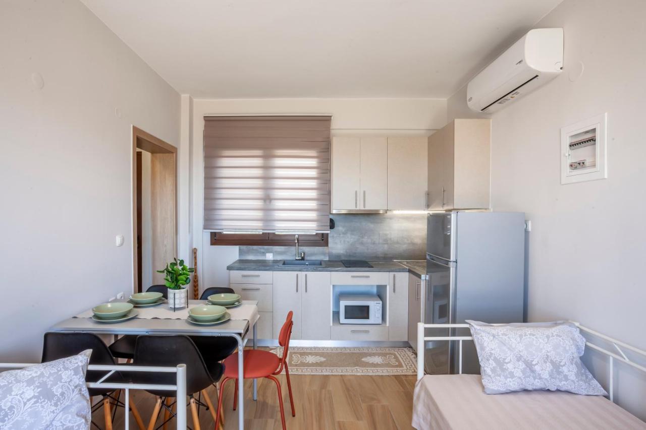 Lucid Dream Apt. |Bozinis Psakoudia Bagian luar foto