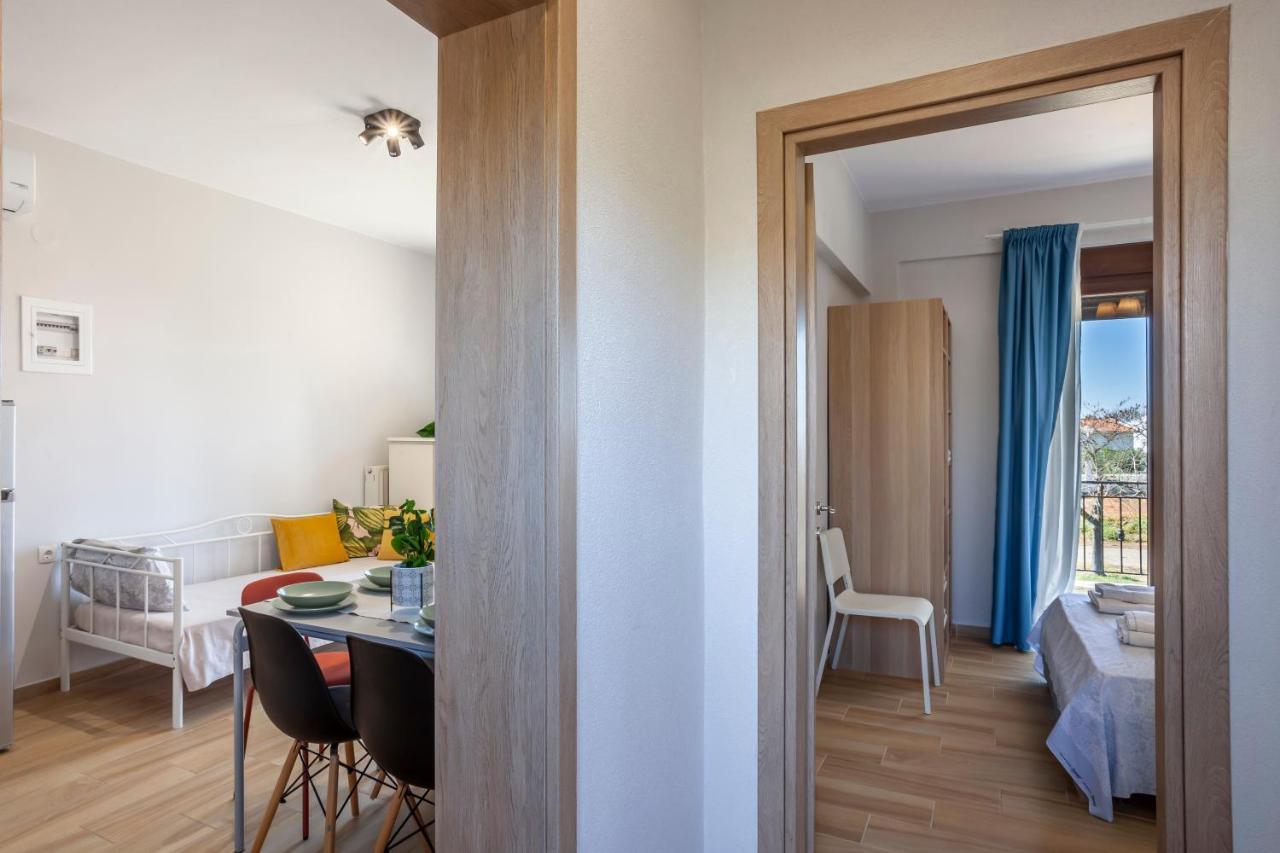 Lucid Dream Apt. |Bozinis Psakoudia Bagian luar foto
